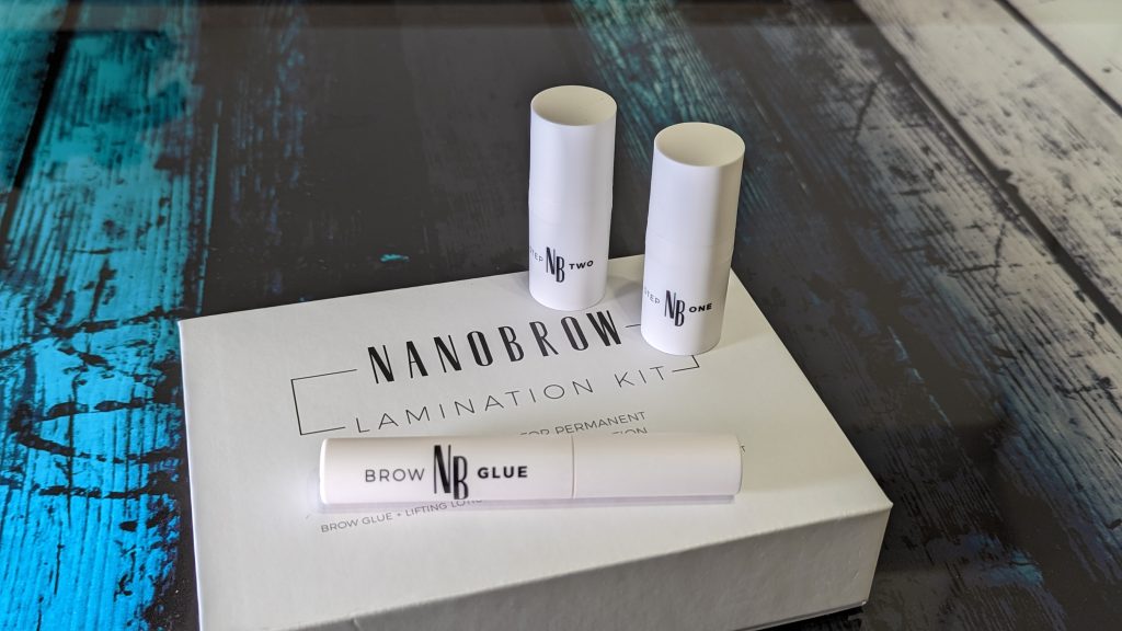 Práctico kit de laminación y lifting de cejas